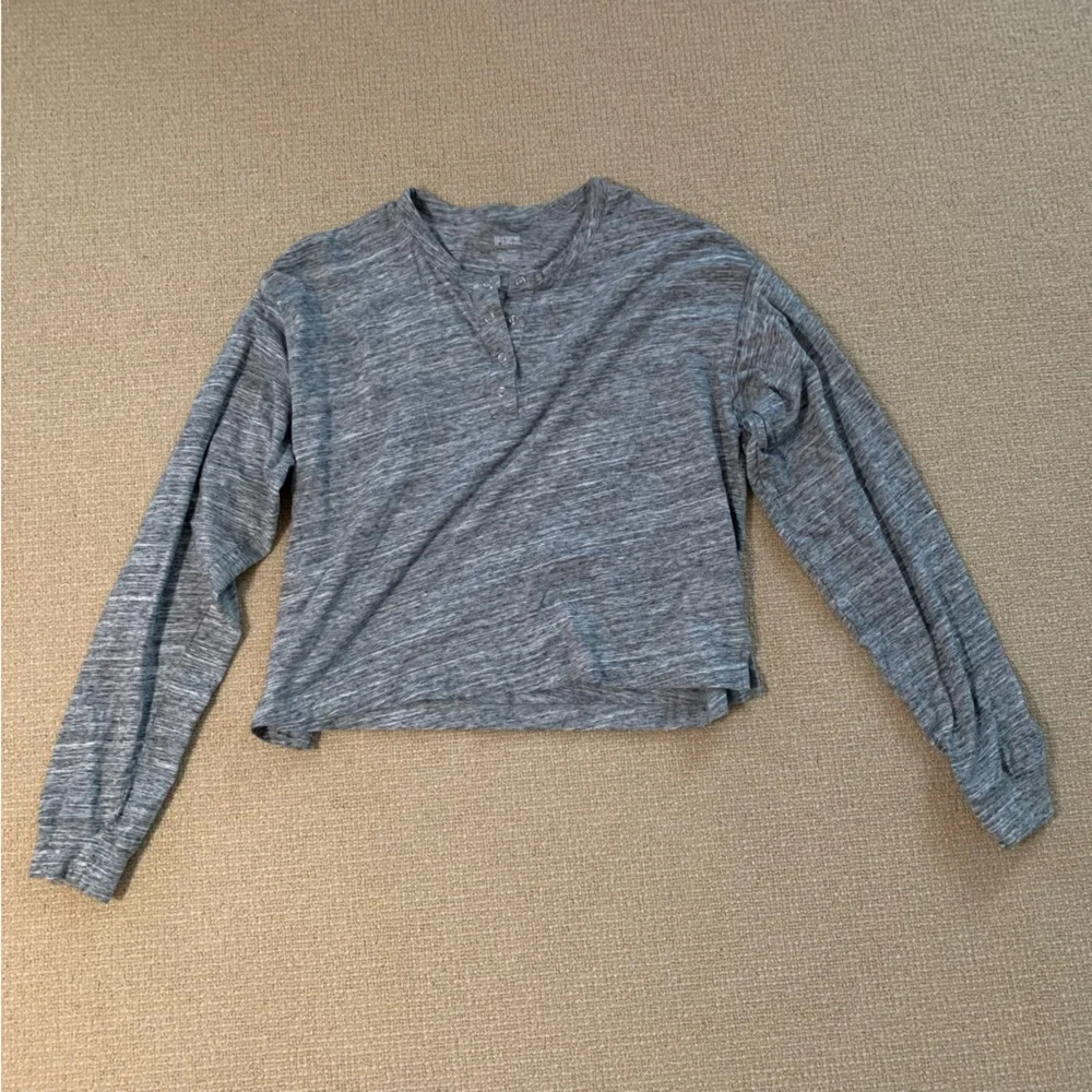 Victoria’s Secret 100% Cotton Cropped Long Sleeve